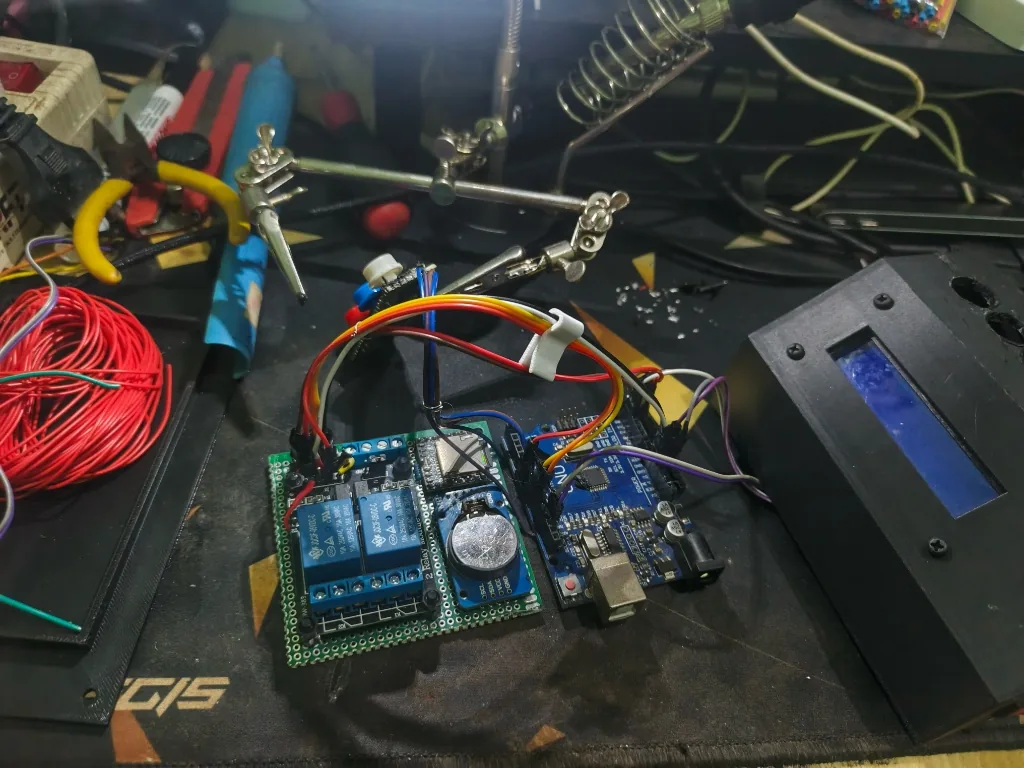 Electronics bench